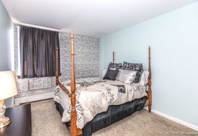 9745 S Karlov Avenue 607, Oak Lawn, IL 60453