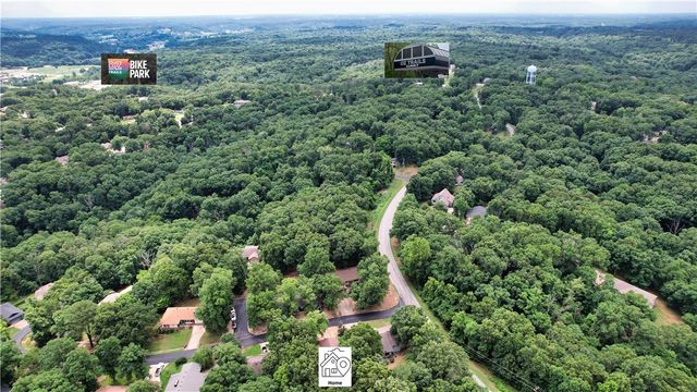 3 Dolphin Lane, Bella Vista, AR 72715