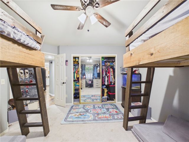 3 Dolphin Lane, Bella Vista, AR 72715