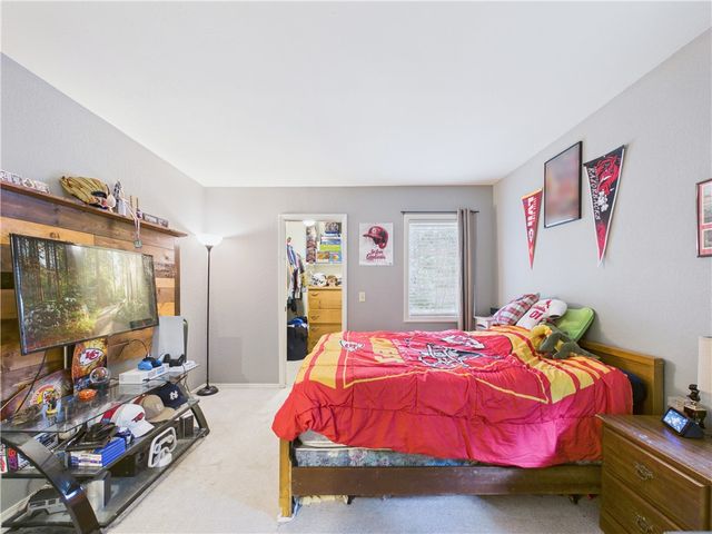 3 Dolphin Lane, Bella Vista, AR 72715