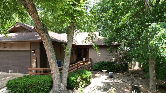 3 Dolphin Lane, Bella Vista, AR 72715
