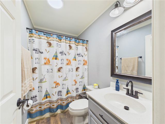 3 Dolphin Lane, Bella Vista, AR 72715