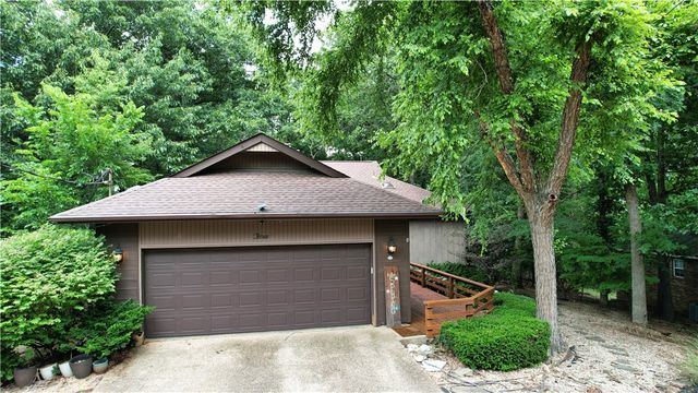 3 Dolphin Lane, Bella Vista, AR 72715