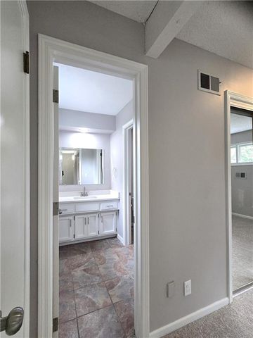 9786 W 101 Terrace, Overland Park, KS 66212