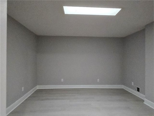 9786 W 101 Terrace, Overland Park, KS 66212