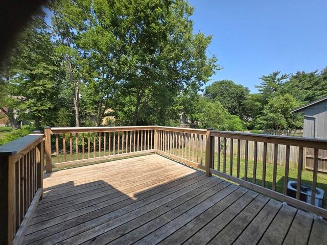 9786 W 101 Terrace, Overland Park, KS 66212