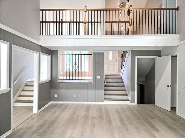 9786 W 101 Terrace, Overland Park, KS 66212