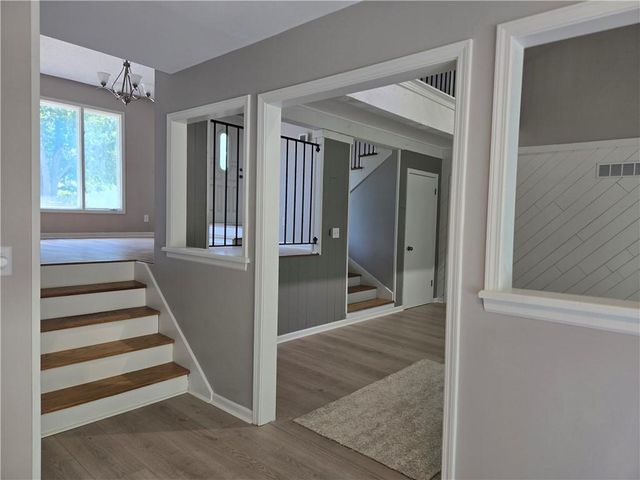 9786 W 101 Terrace, Overland Park, KS 66212
