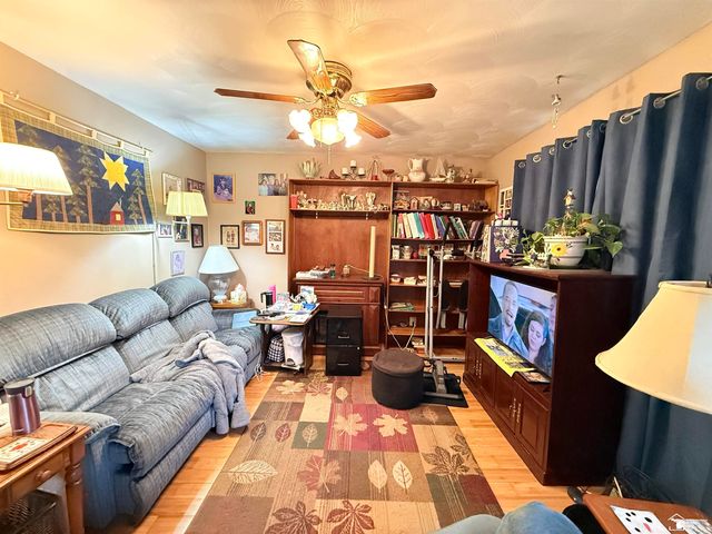 7292 Powlesland Avenue, Monroe, MI 48182