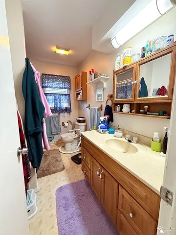 7292 Powlesland Avenue, Monroe, MI 48182