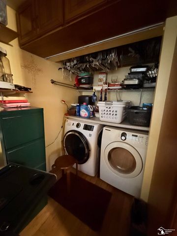 7292 Powlesland Avenue, Monroe, MI 48182