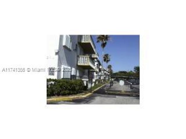 15201 NE 6th Ave C302, Miami, FL 33162