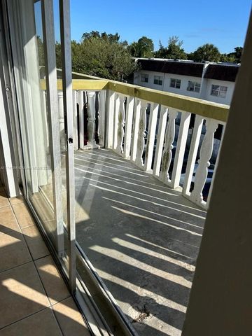 15201 NE 6th Ave C302, Miami, FL 33162