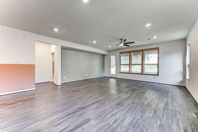 2103 Parnevik Place, Conroe, TX 77304