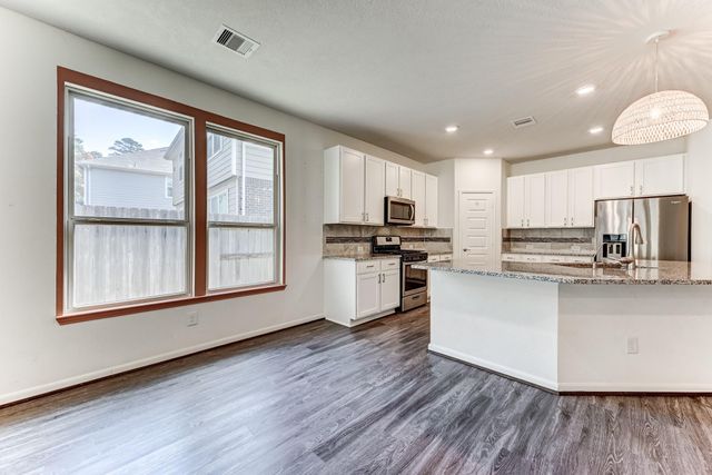 2103 Parnevik Place, Conroe, TX 77304