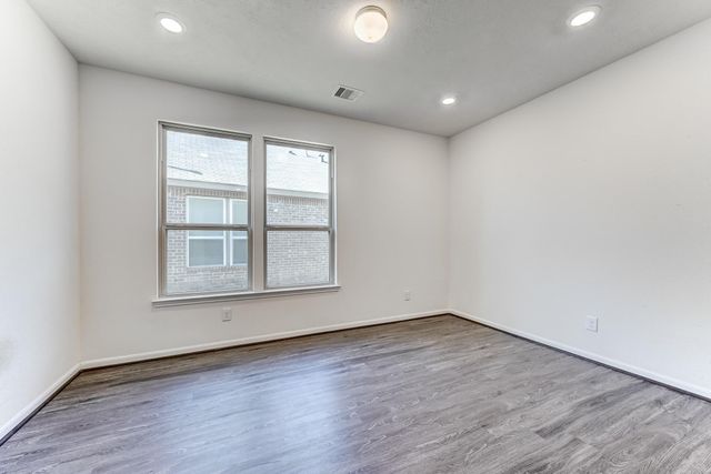 2103 Parnevik Place, Conroe, TX 77304