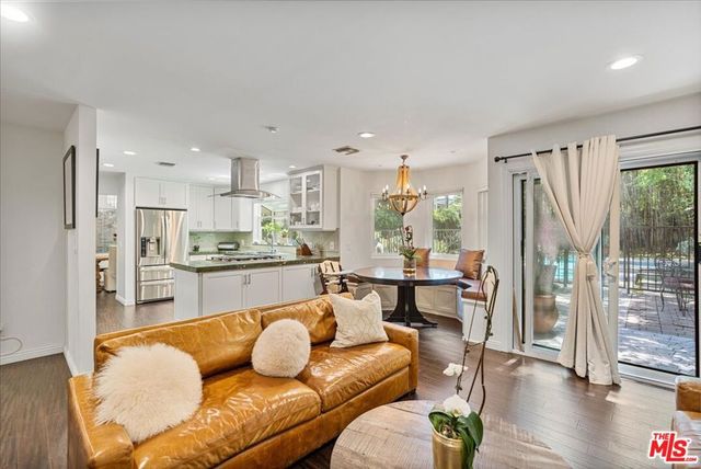 12834 Landale Street, Studio City, CA 91604