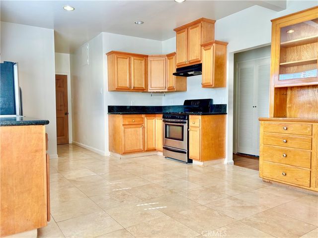 1431 N Pacific, Glendale, CA 91202