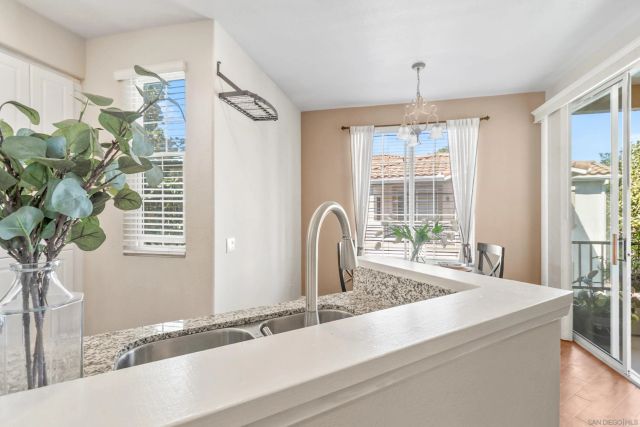 10766 Sabre Hill 258, San Diego, CA 92128