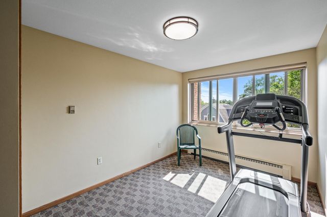 1901 Emerson Avenue S 303, Minneapolis, MN 55403