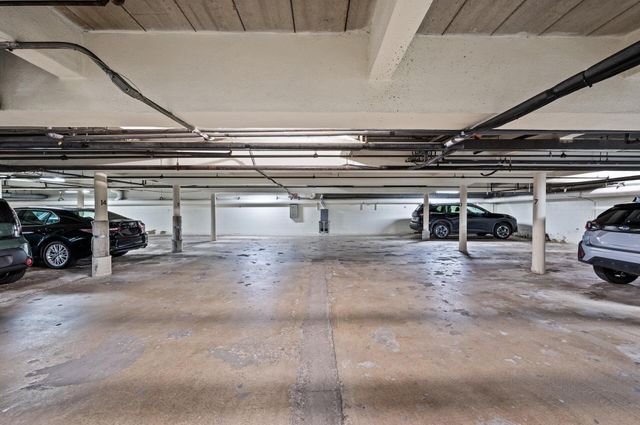 1901 Emerson Avenue S 303, Minneapolis, MN 55403