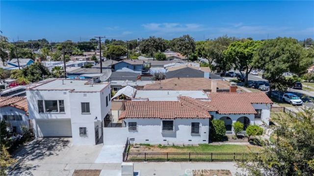 4076 Liberty Boulevard, South Gate, CA 90280