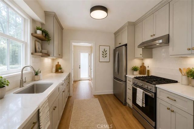 4076 Liberty Boulevard, South Gate, CA 90280