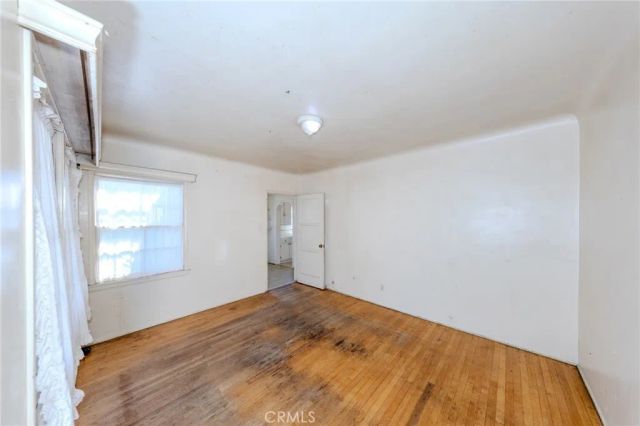4076 Liberty Boulevard, South Gate, CA 90280