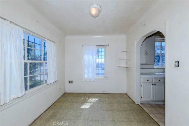 4076 Liberty Boulevard, South Gate, CA 90280