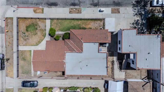 4076 Liberty Boulevard, South Gate, CA 90280