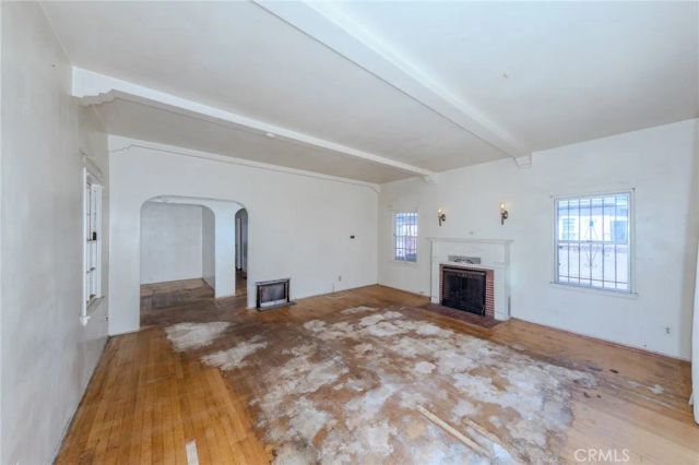 4076 Liberty Boulevard, South Gate, CA 90280