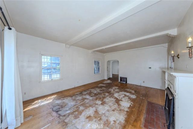 4076 Liberty Boulevard, South Gate, CA 90280