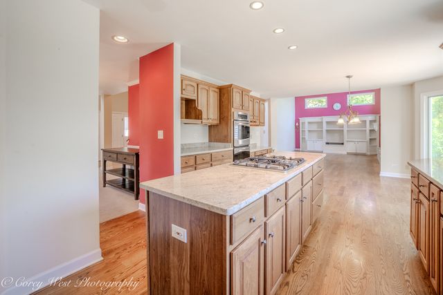 1644 Derby Drive, Batavia, IL 60510