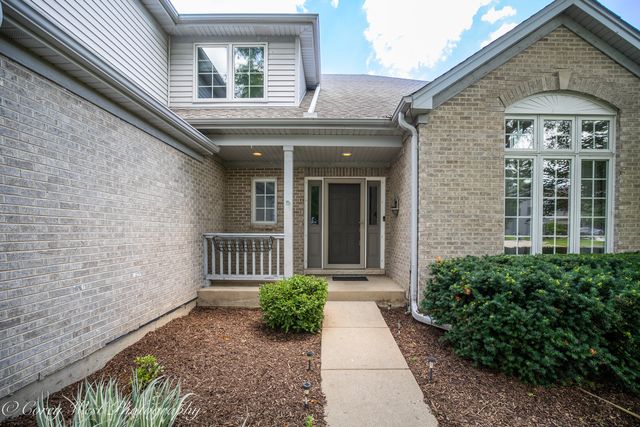 1644 Derby Drive, Batavia, IL 60510