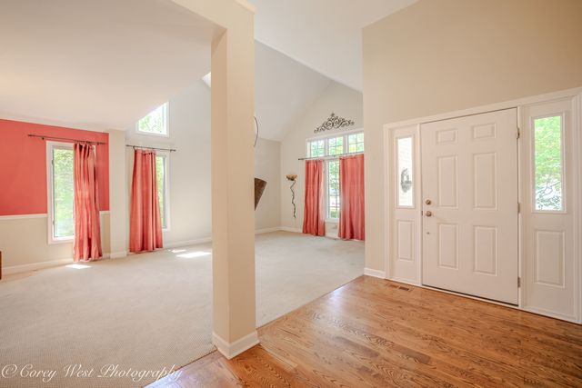 1644 Derby Drive, Batavia, IL 60510