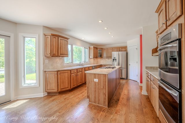 1644 Derby Drive, Batavia, IL 60510