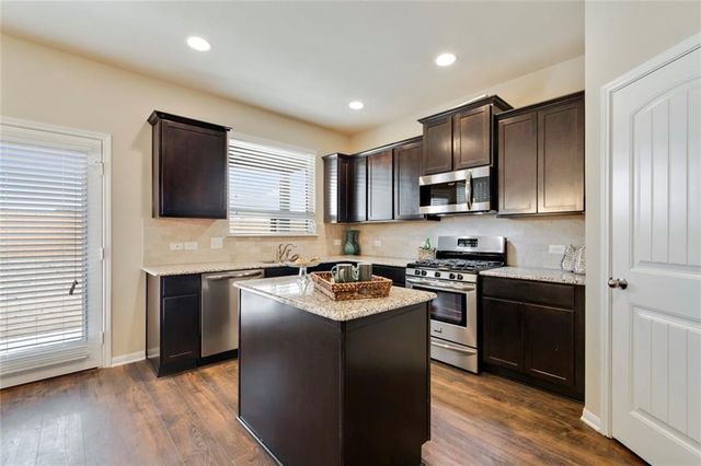 944 Palo Duro DR, Round Rock, TX 78664