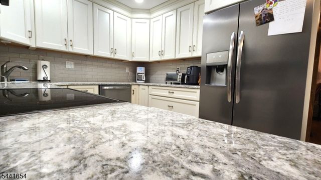 40 Dyer Rd, Wantage Twp., NJ 07461