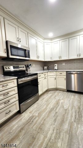 40 Dyer Rd, Wantage Twp., NJ 07461