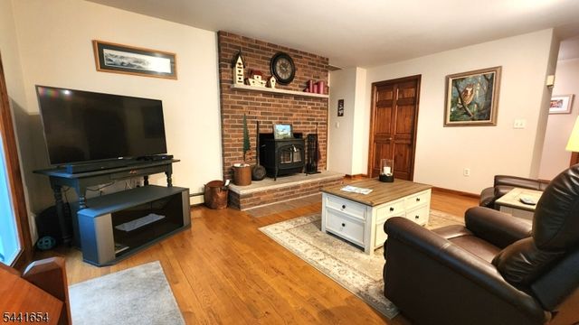 40 Dyer Rd, Wantage Twp., NJ 07461