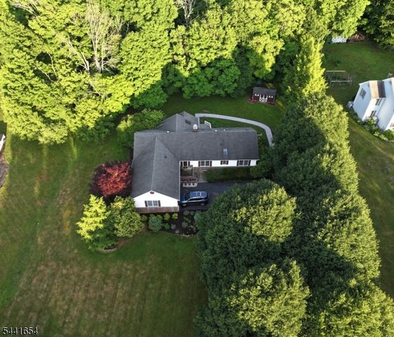 40 Dyer Rd, Wantage Twp., NJ 07461