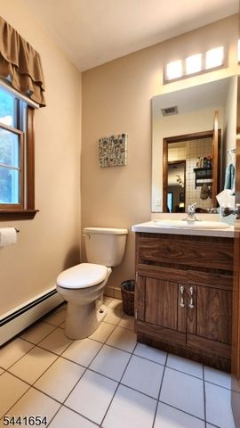 40 Dyer Rd, Wantage Twp., NJ 07461