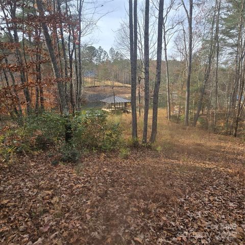 1096 Lake Vista Drive NE, Valdese, NC 28690