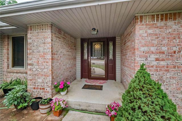 5 Shetland Drive, Bella Vista, AR 72715