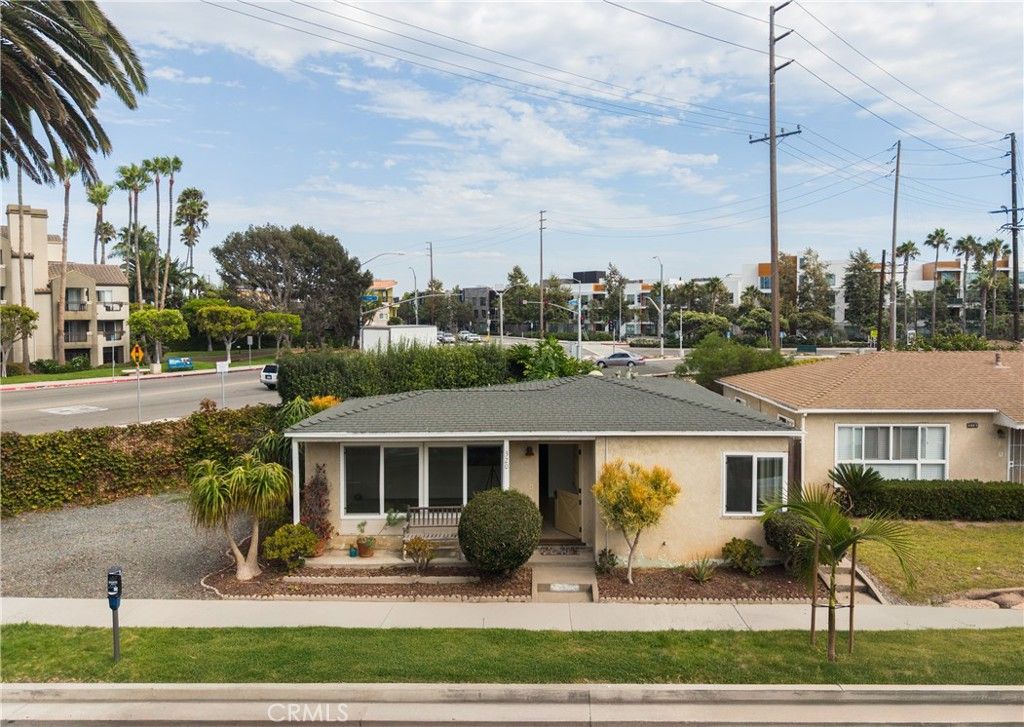 320 2nd Street, Huntington Beach, CA 92648 — photo 4