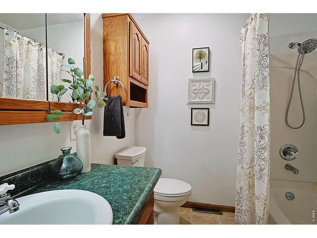 2713 19th St Rd, Greeley, CO 80634