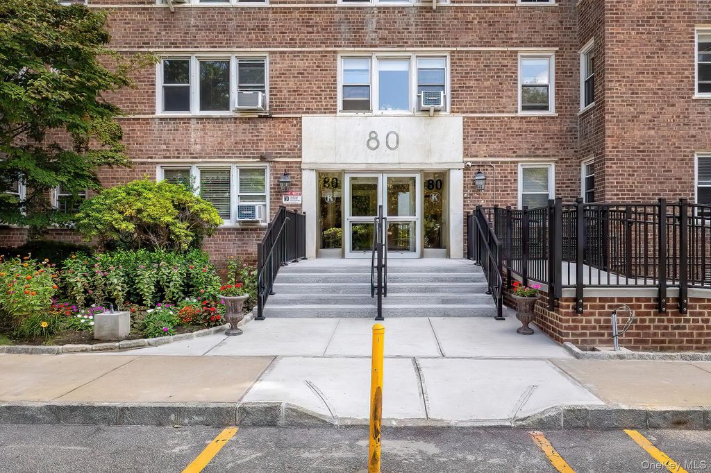 80 Knolls Crescent 6M, Bronx, NY 10463