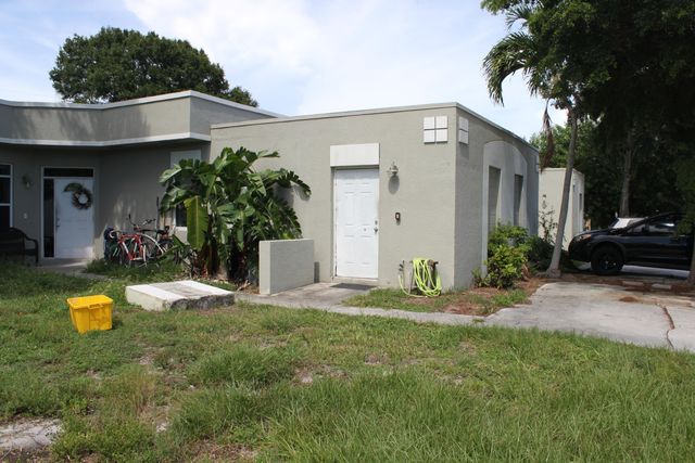 673 Ipswich Street, Boca Raton, FL 33487