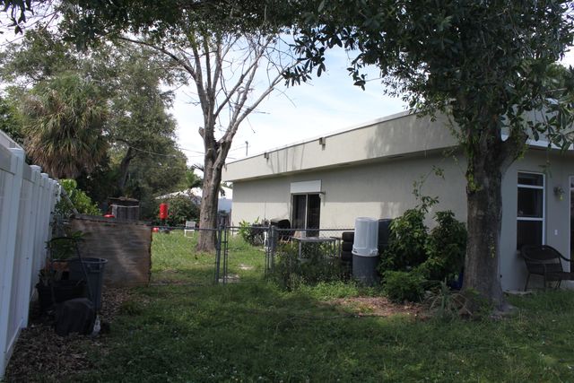 673 Ipswich Street, Boca Raton, FL 33487