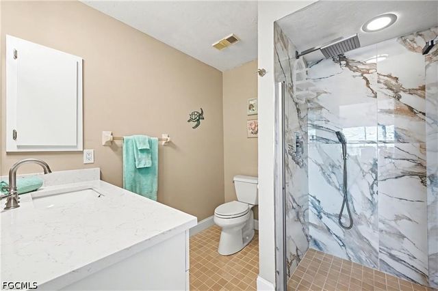 11170 Caravel CIR 104, Fort Myers, FL 33908